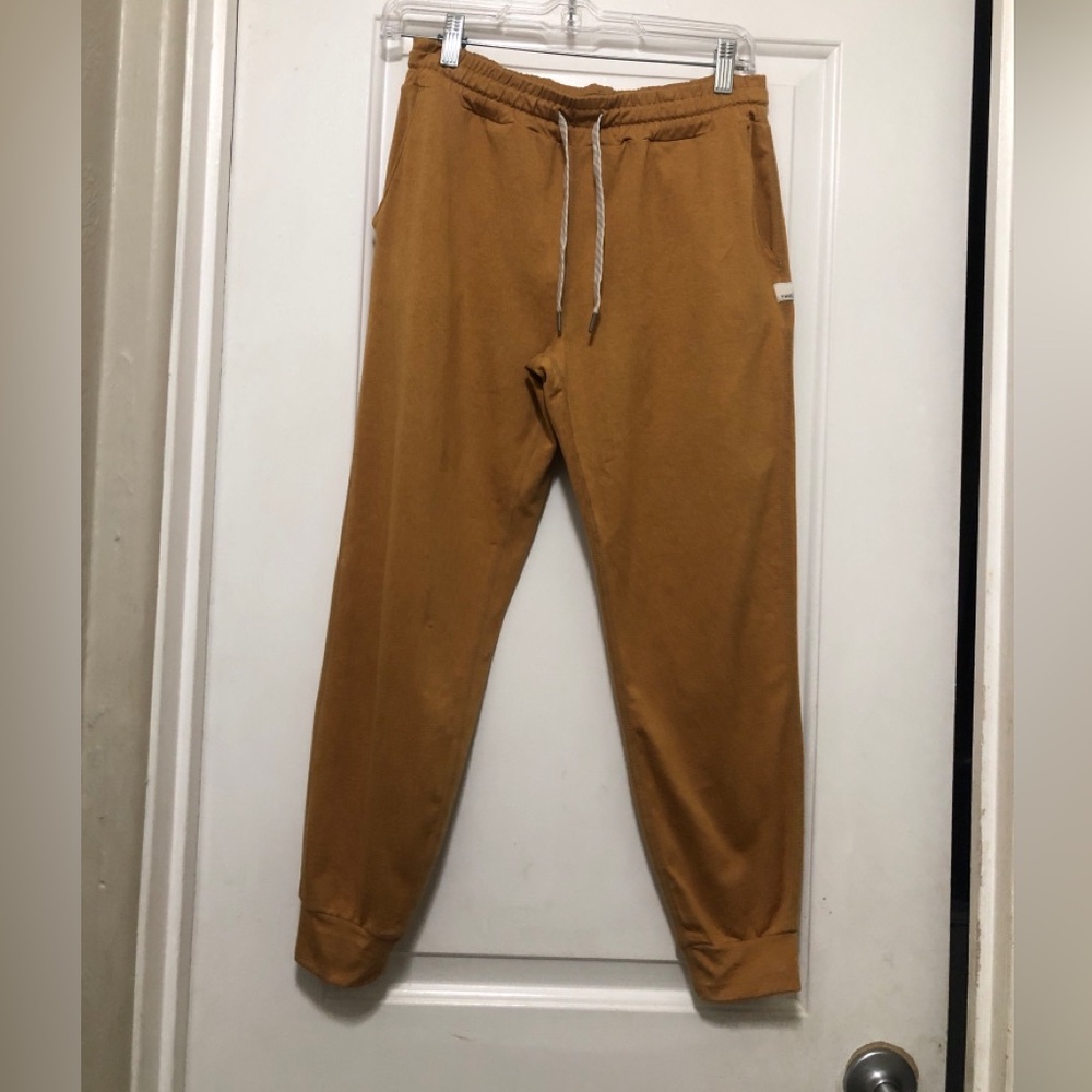 Vuori women’s Drawstring Joggers in Mustard Brown Size Small Beautiful